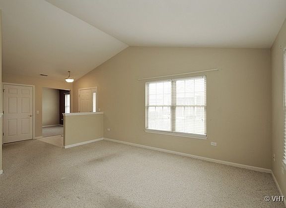 4th image of 18603 Villa Ct #13