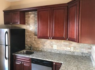 917 McClellan St, Schenectady, NY 12309