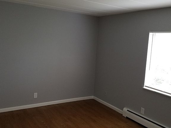 3rd image of 4308 Hamilton Ave #6