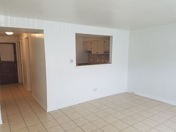 3rd image of 9236 Jill Ln APT Ge