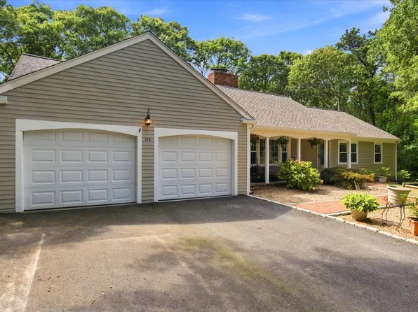 114 Carriage Lane, Barnstable, MA 02630