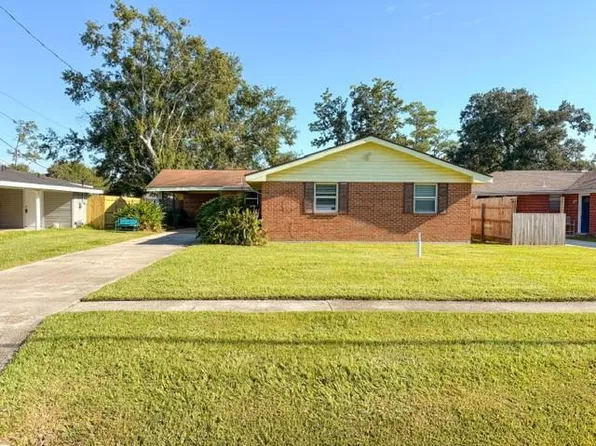 352 Cumberland Dr, Slidell, LA 70458