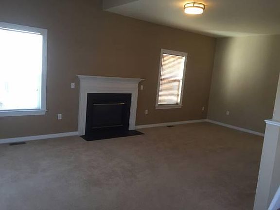 4th image of 5188 Hart Mill Dr