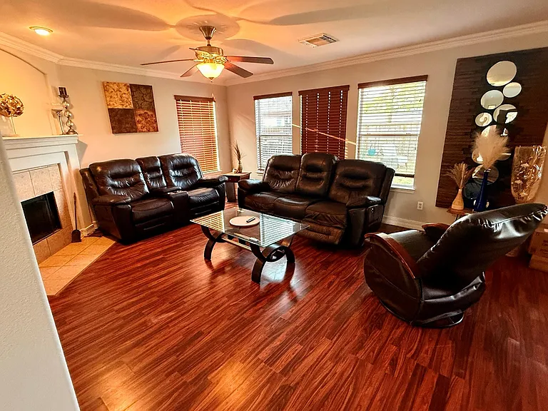 1247 Lavender Shade Ct — Photo 17