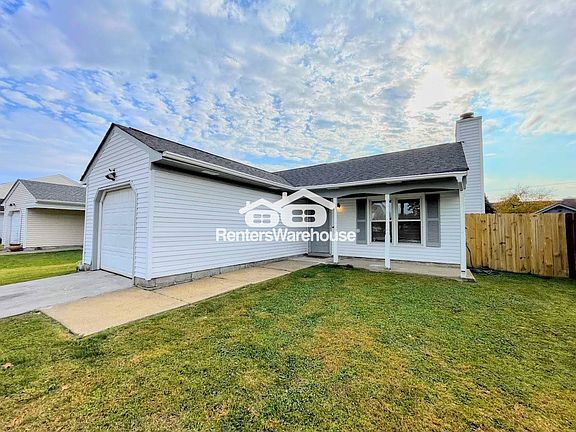 2nd image of 1340 Woodbridge Trl