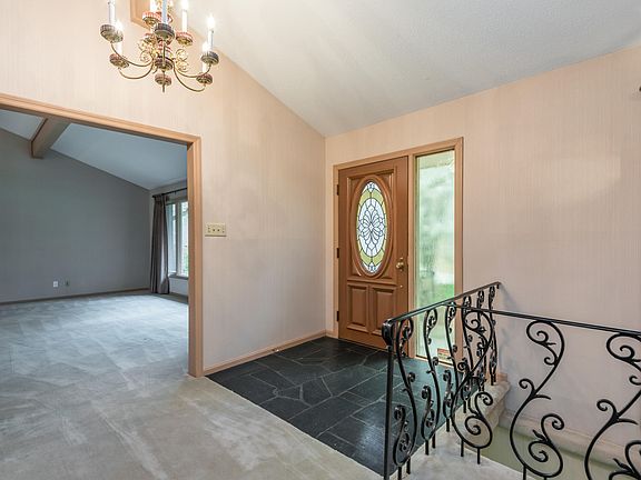 3rd image of 5232 Buckhead Trl