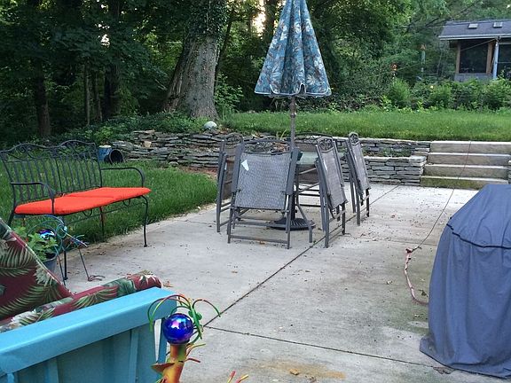 3rd image of 134 Wilson Dr