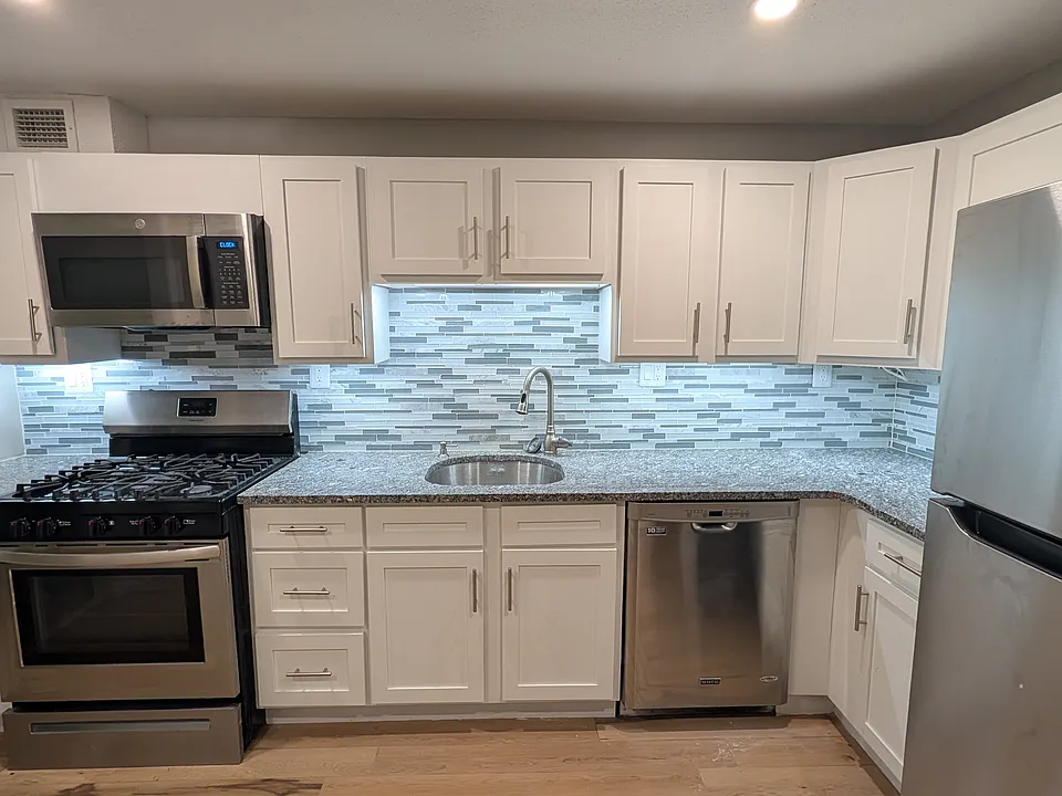 48A119 Avonwood Rd #119