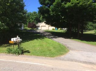 3776 Edgerton Ct, Cedar Springs, MI 49319