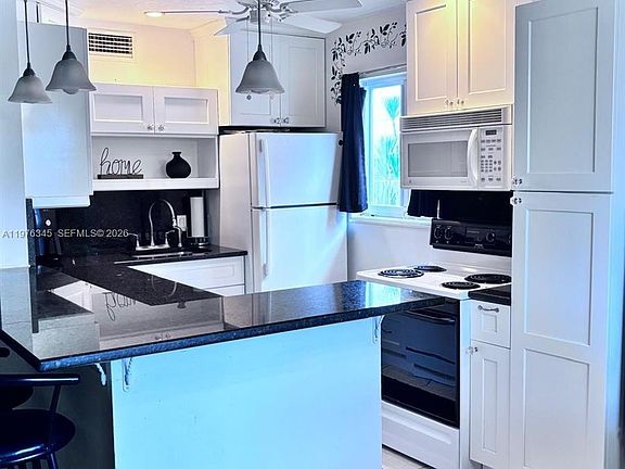 3rd image of 118 Northampton St #118-F