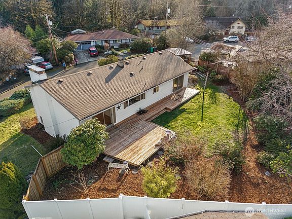 3rd image of 1959 Orchard Drive NW