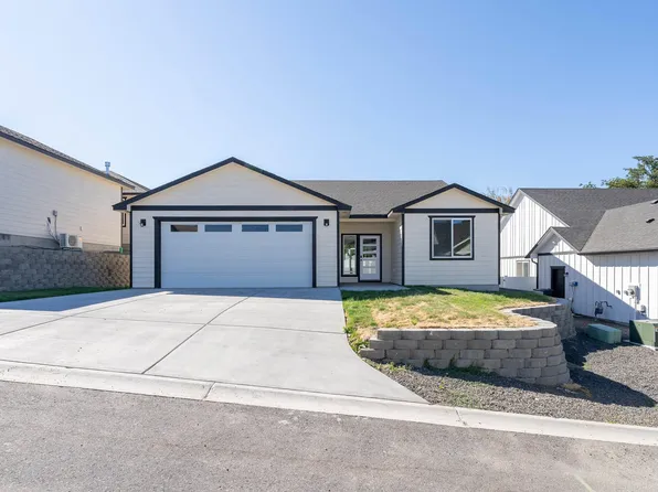 1121 Bordeaux St, Prosser, WA 99350