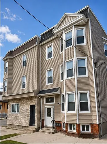 171 Bergen Ave #2 Photo 1 171 Bergen Ave #2 Photo 1