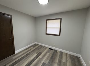 4316 E 3rd St #8-B, Dubois, IN 47527