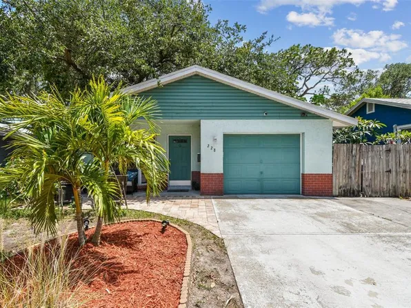 228 41st Ave N, Saint Petersburg, FL 33703