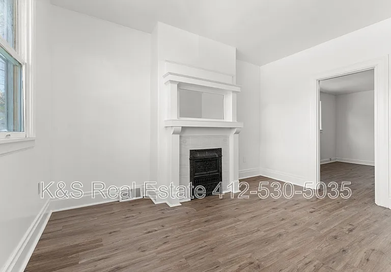 1043 Mount Oliver St — Photo 6