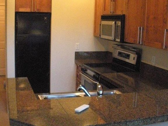 5th image of 123 Queen Anne Ave N Floor 5