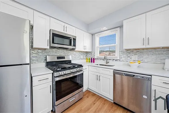 760 Sibley Blvd — Photo 15