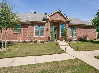 401 Fountain Side Dr, Euless, TX 76039