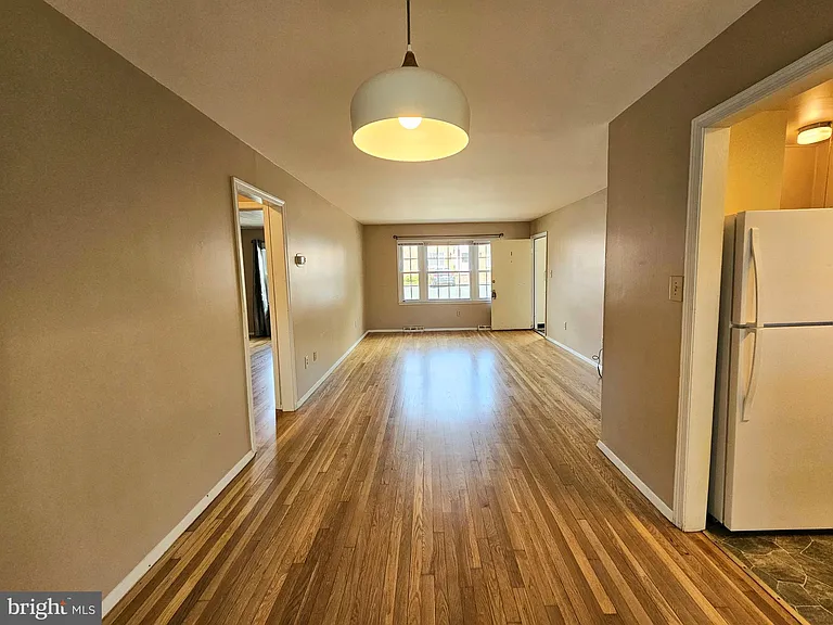 2417 Barracks Pl #1 — Photo 3