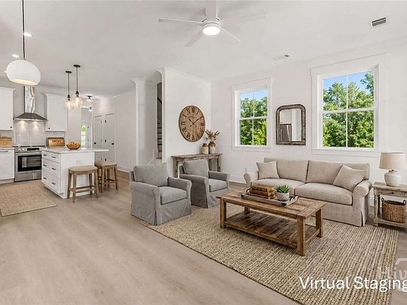 4th image of 1608 Reynolds Street