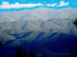 Look Rock Crest Dr, Maryville, TN 37803