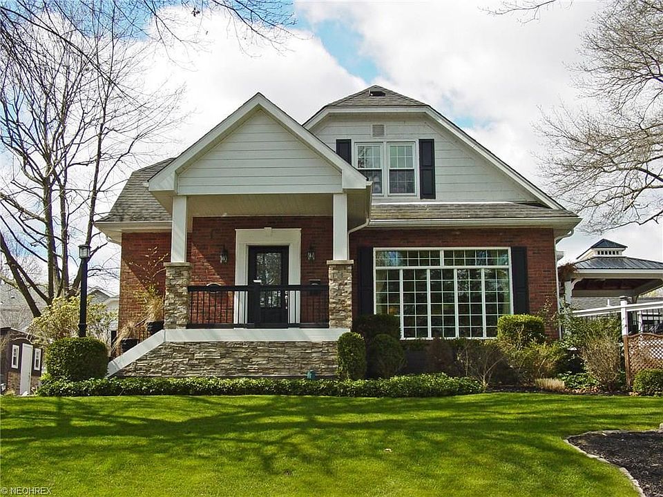 1st image of 3461 Riverview Dr