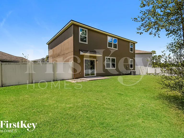 1939 April Oaks Dr — Photo 15