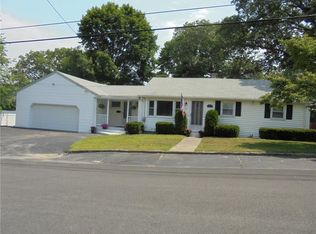 144 Tennyson Rd, Warwick, RI 02888