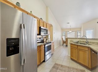 1648 E Desert Ln, Phoenix, AZ 85042