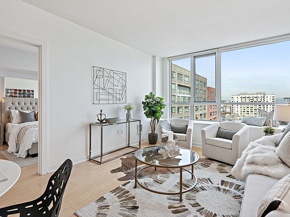 3rd image of 300 Berry St Unit 703