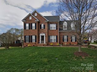 279 Chandeleur Dr, Mooresville, NC 28117