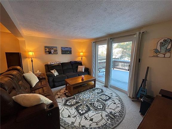5th image of 926 Lynwood Ct