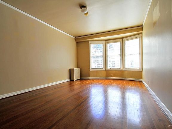5th image of 2090 Pacific Ave APT 302