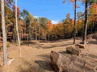 104 Hardwood Ln, Negaunee, MI 49866