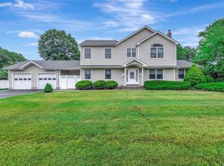 119 Marion St, Sayville, NY 11782
