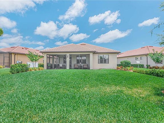 3rd image of 5075 Pendelton Sq