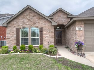 625 Minkel Dr, Crowley, TX 76036