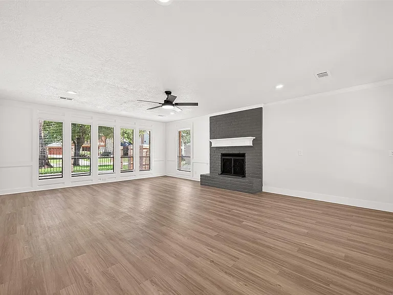 2730 Blue Glen Ln — Photo 10