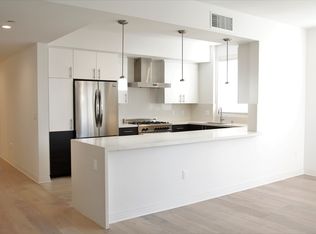 11931 Goshen Ave APT 301, Los Angeles, CA 90049