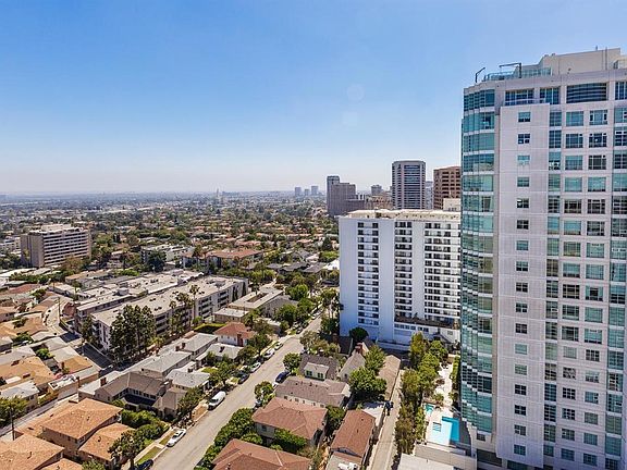3rd image of 10350 Wilshire Blvd #Penthouse 4