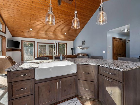 4th image of 10543 PAT PHALEN RD