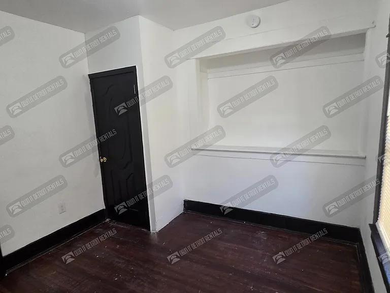 2982 Vicksburg St — Photo 16