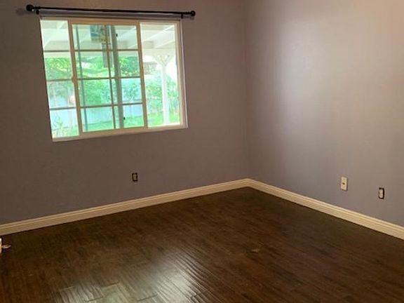 5th image of 16025 Archwood St