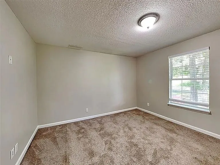 724 Russell Ridge Rd #0 — Photo 8