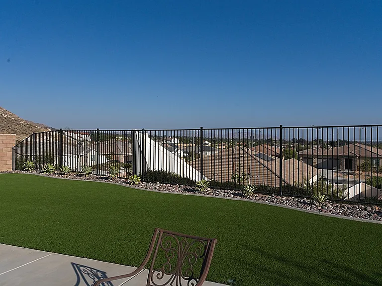 23155 Parkview Ct — Photo 16