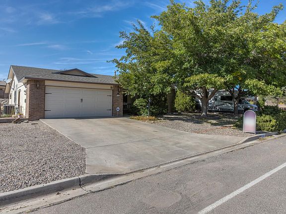 Sandia Vista Rd NE-3