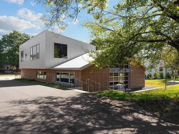 20 Draper St, Greenville, SC 29611