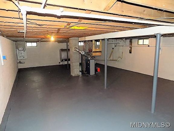3rd image of 5 Glendale Ave