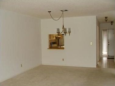 4th image of 5824 Honeybell Ct #41B